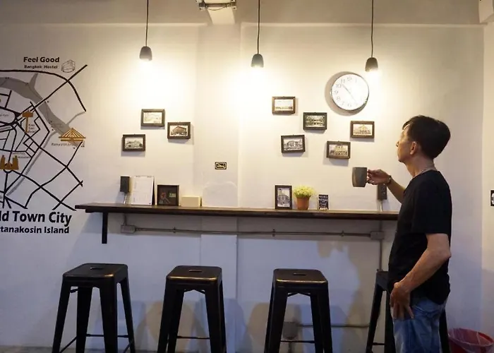 Feel G00d Bangkoknoi H0stel And Cafe Hostel