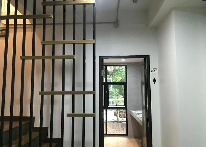 Hostel Feel G00d Bangkoknoi H0stel And Cafe Bangkok