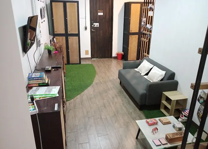 Feel G00d Bangkoknoi H0stel And Cafe Hostel *