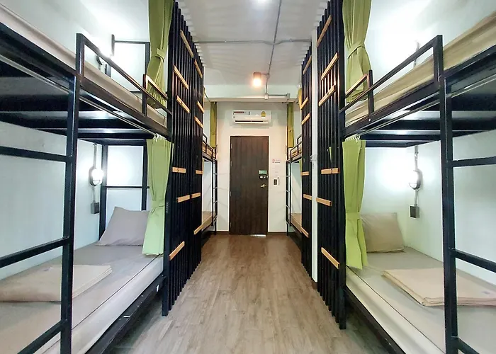 Hostel Feel G00d Bangkoknoi H0stel And Cafe Bangkok